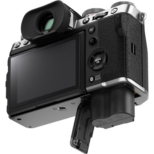 FUJIFILM X-T5 Mirrorless Camera (Silver)