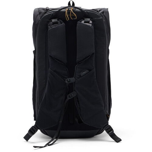 Peak Design Outdoor Backpack 25L Black back view