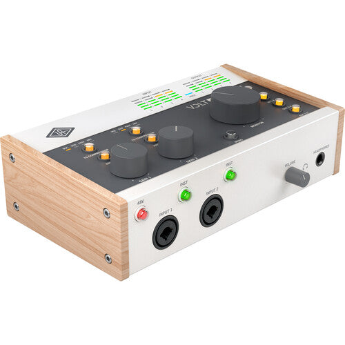 Universal Audio Volt 476 Portable 4x4 USB Type-C Audio/MIDI Interface with Built-In Compressor